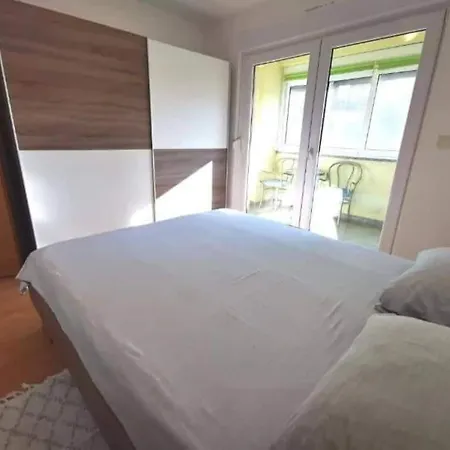Apartman Marko アパート プーラ