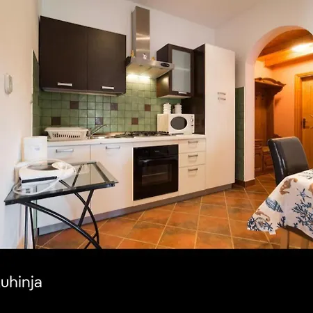 Marko Apartment *