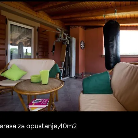 Marko Apartment Pula
