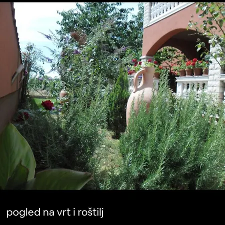 Marko Apartment *